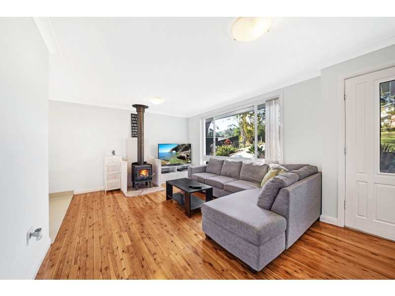 16 Holland Close, Springfield NSW 2250