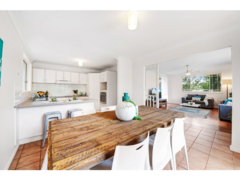 28A Dakara Avenue, Erina NSW 2250