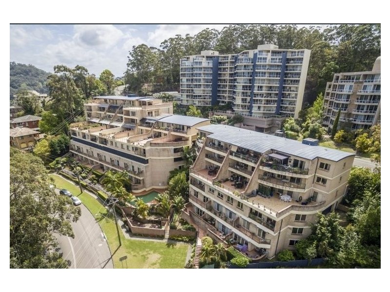 9/92 John Whiteway Drive, Gosford NSW 2250