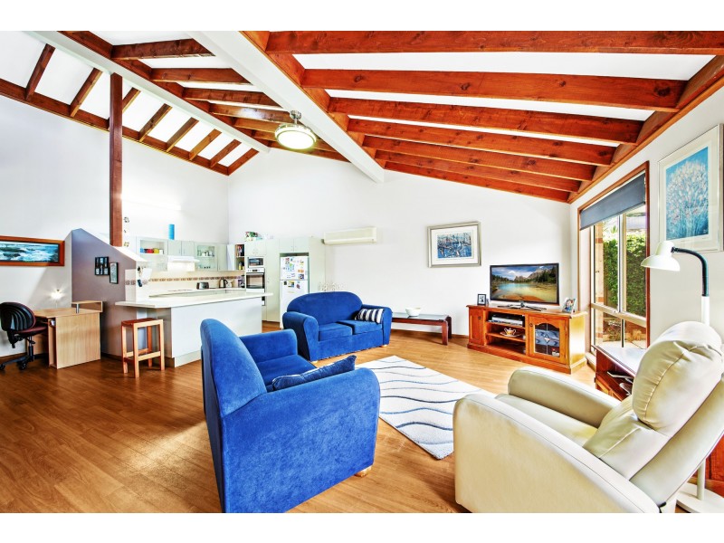 7/8 McLennan Street, Narara NSW 2250