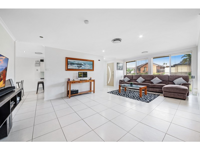 9 Sir Joseph Banks Drive, Bateau Bay NSW 2261