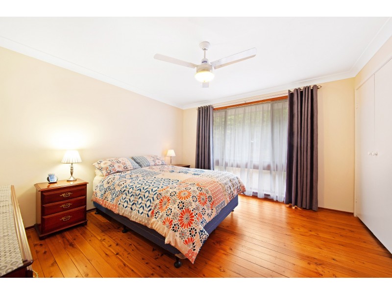 9 Mindaree Avenue, Wyoming NSW 2250