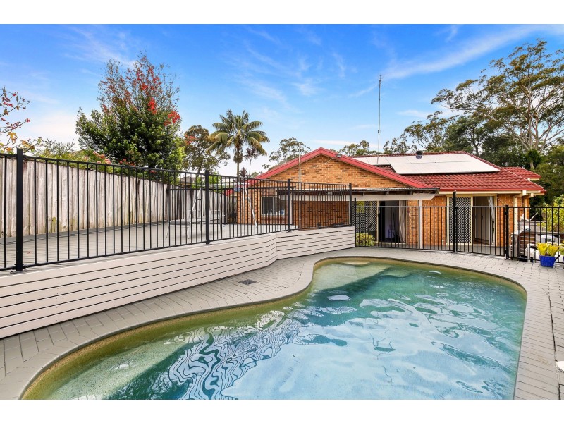 4 Nicholii Close, Springfield NSW 2250