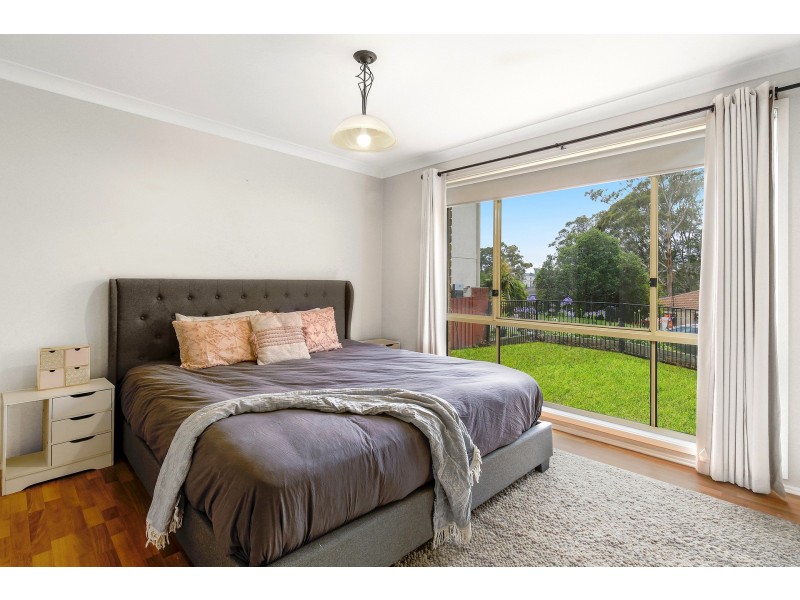 4 Nicholii Close, Springfield NSW 2250