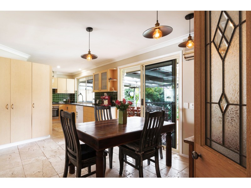 14 Greenvale Road, Green Point NSW 2251