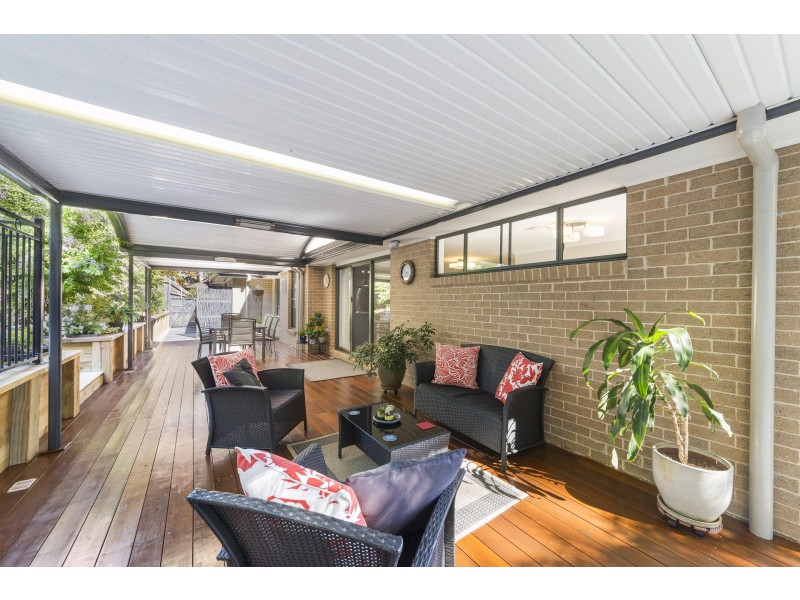 9 Holland Close, Springfield NSW 2250