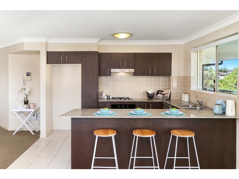 8/61 Henry Parry Drive, Gosford NSW 2250