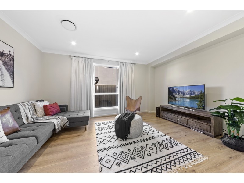 6 Allegra Lane, Narara NSW 2250