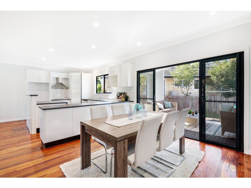 4 Lionel Parade, Springfield NSW 2250