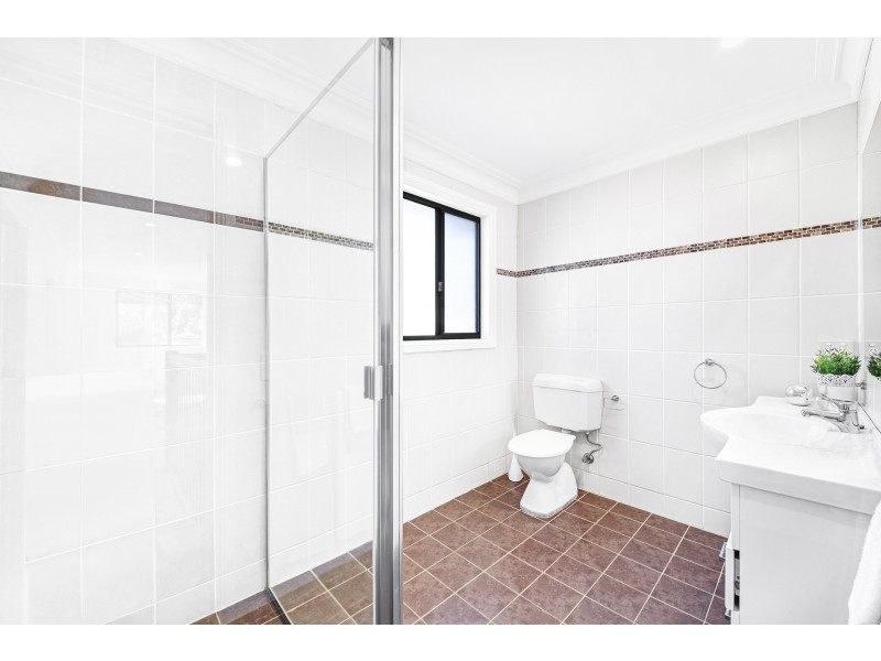 4 Lionel Parade, Springfield NSW 2250