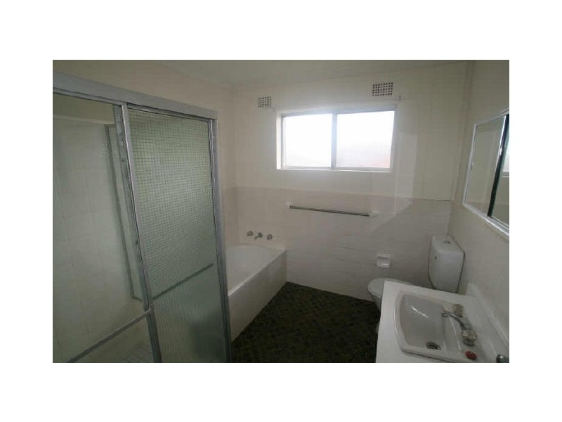 Point Frederick NSW 2250