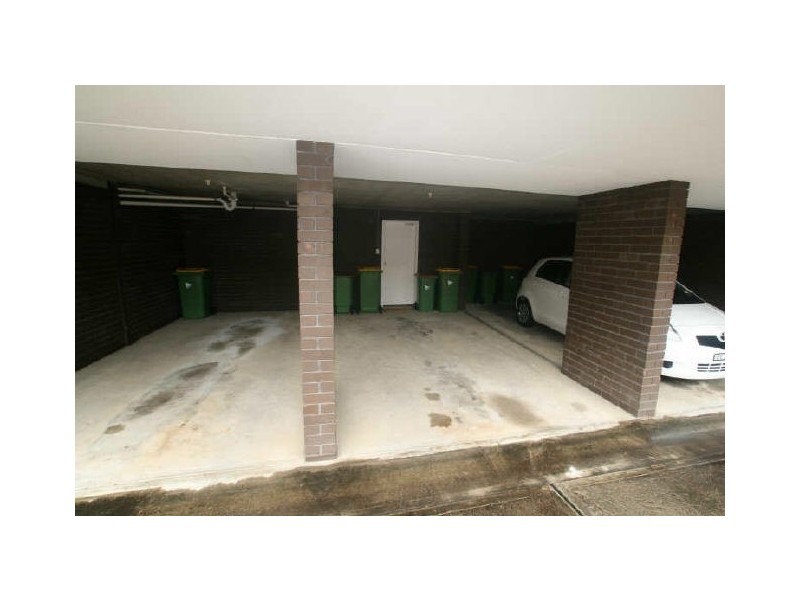 Point Frederick NSW 2250