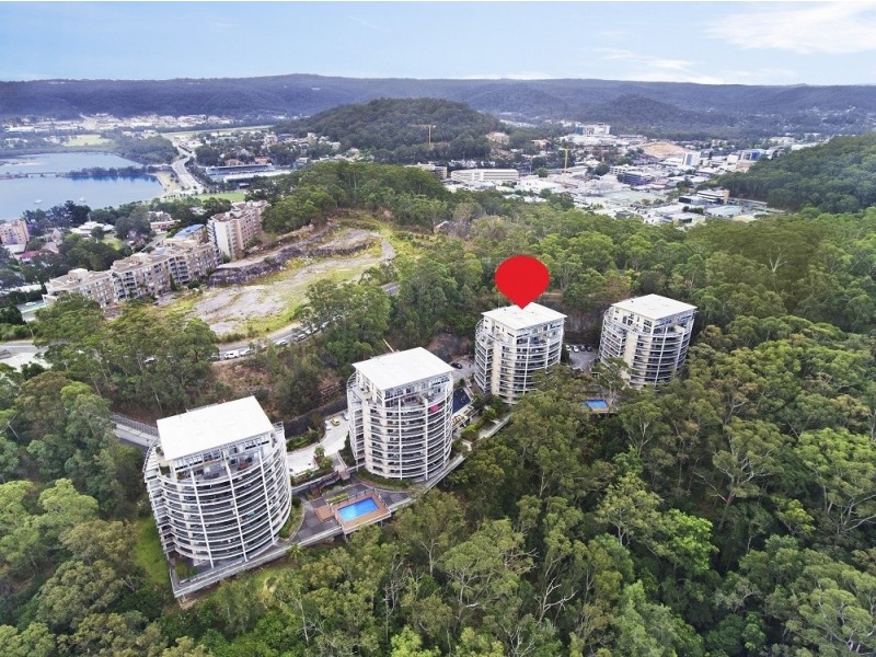 271/80 John Whiteway Drive, Gosford NSW 2250