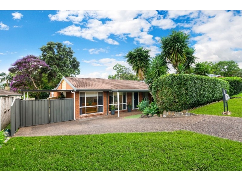 18 Woodport Close, Green Point NSW 2251