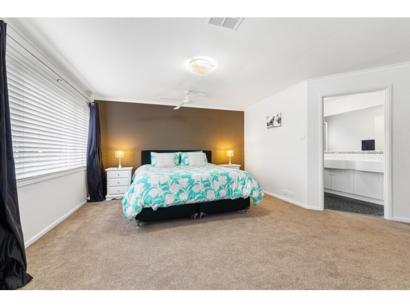 6 Watergum Place, Springfield NSW 2250