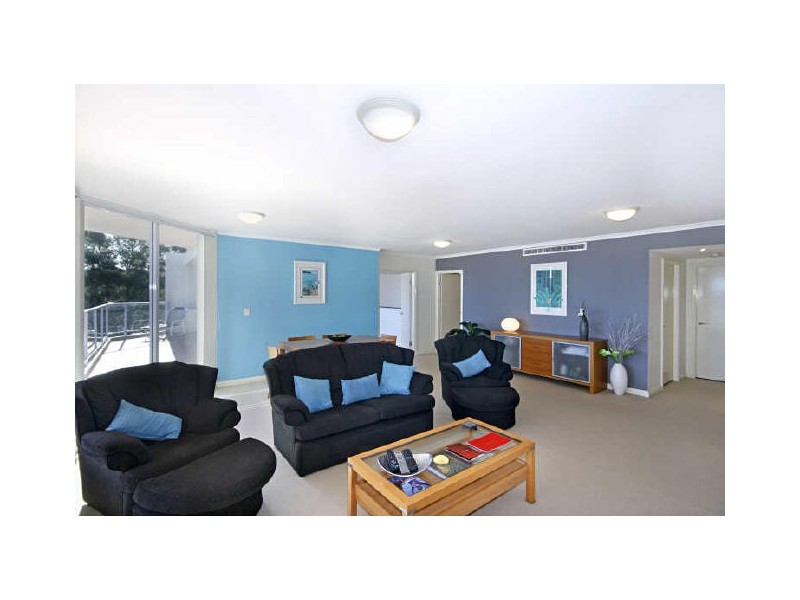 1004/97-99 John Whiteway DR, Gosford NSW 2250