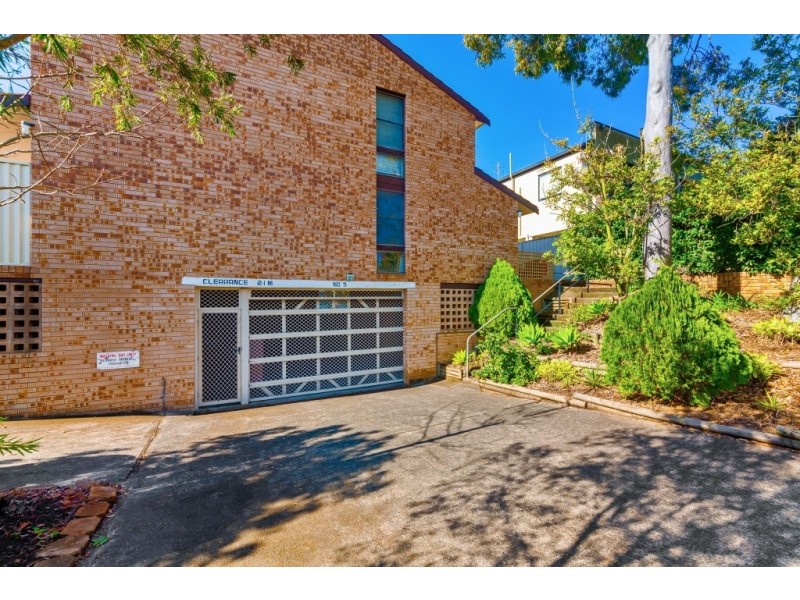 1/5 Hills Street, Gosford NSW 2250