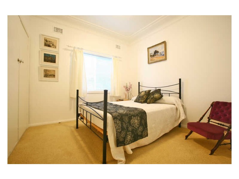 3 Masons Parade, Point Frederick NSW 2250