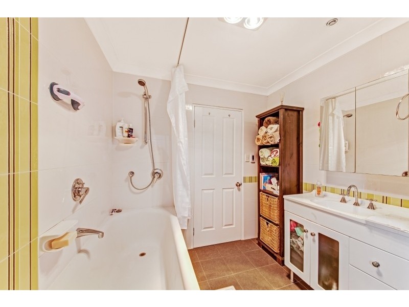 69 Emma James Street, East Gosford NSW 2250