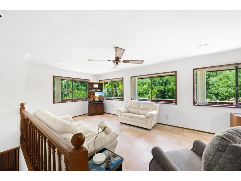 48 Bourbon Street, Wyoming NSW 2250