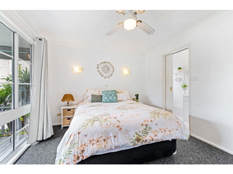 10 Alex Close, Ourimbah NSW 2258