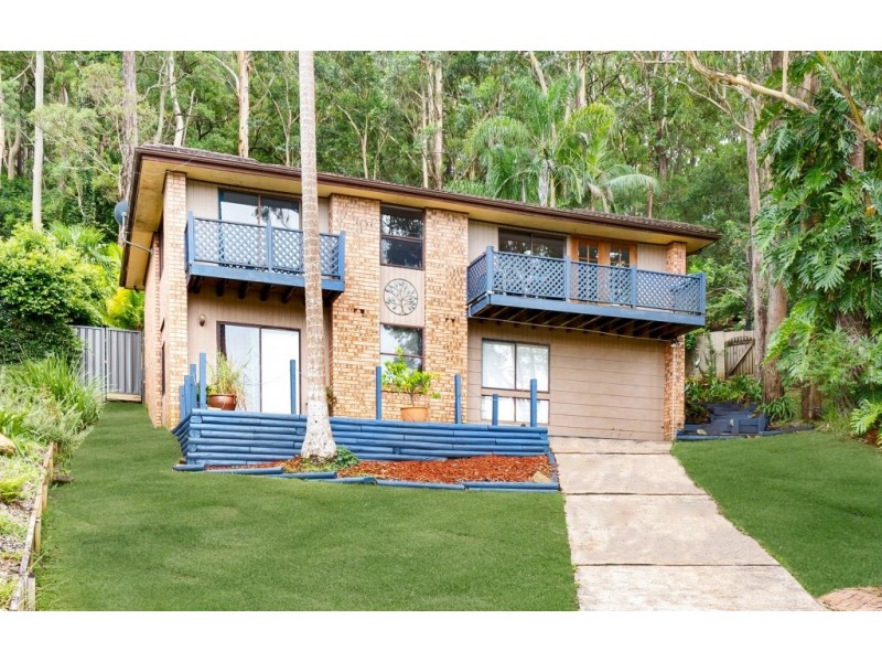 7 Dana Close, Wyoming NSW 2250