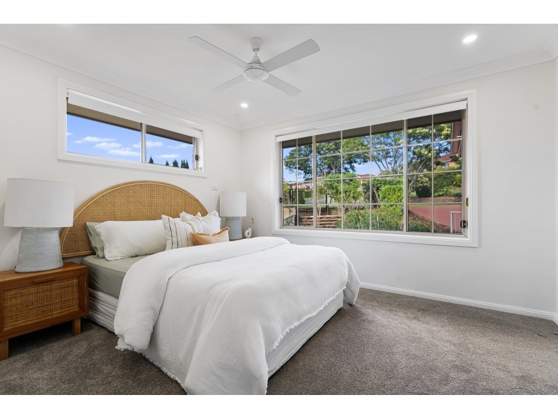 68 Robinia Parade, Springfield NSW 2250