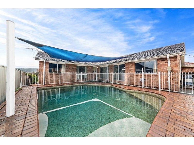 18 Henzel Road, Green Point NSW 2251
