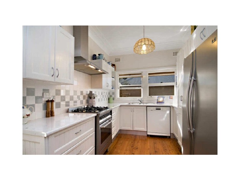 Point Frederick NSW 2250