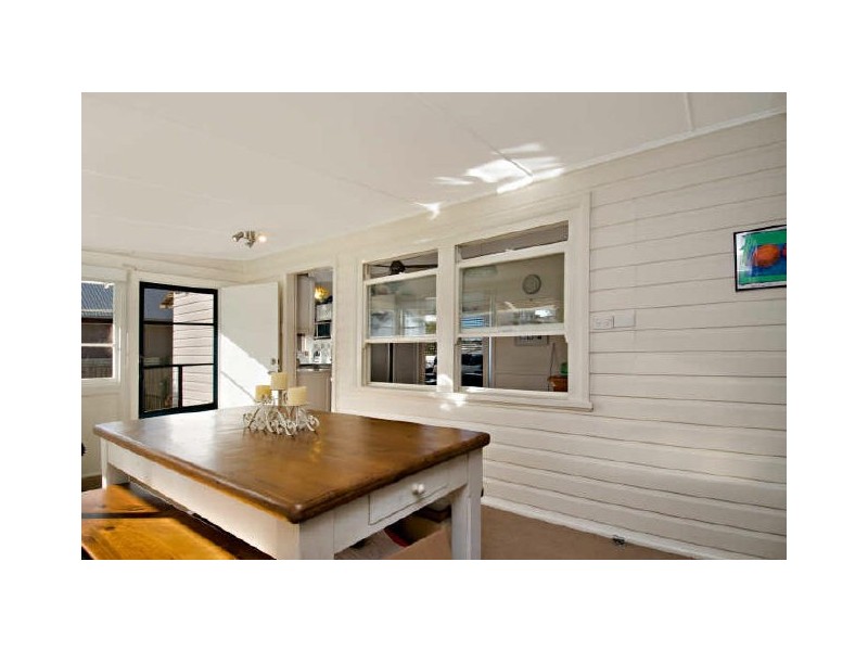 Point Frederick NSW 2250