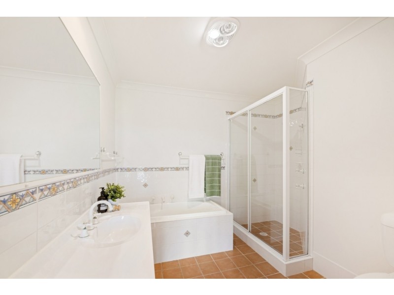 25 Boulder Crescent, Narara NSW 2250