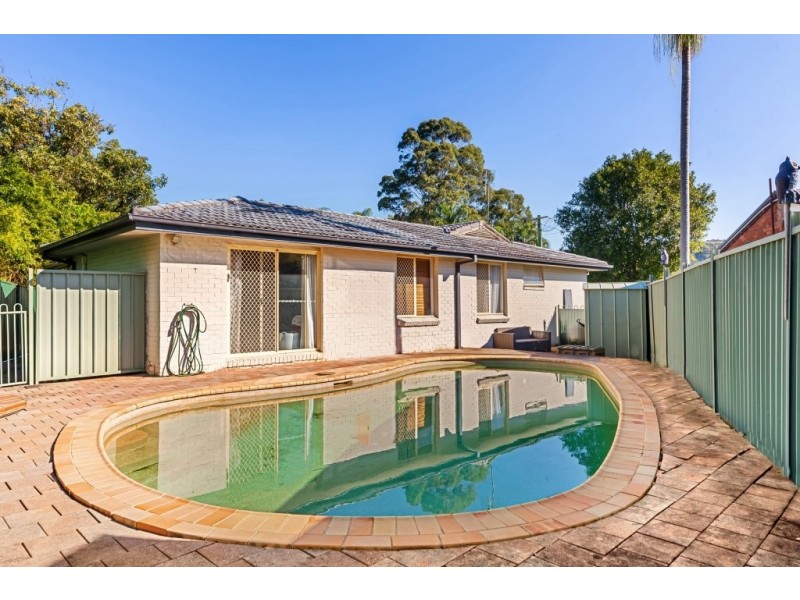 15 Bel Hilton Court, West Gosford NSW 2250