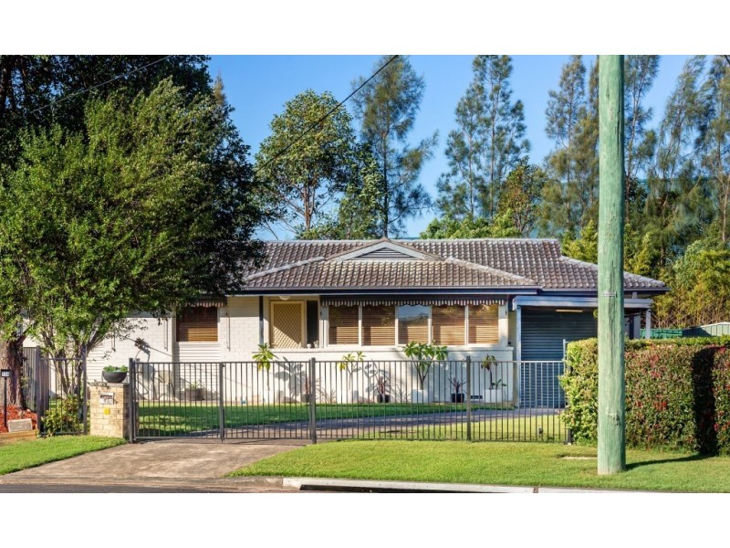 15 Bel Hilton Court, West Gosford NSW 2250