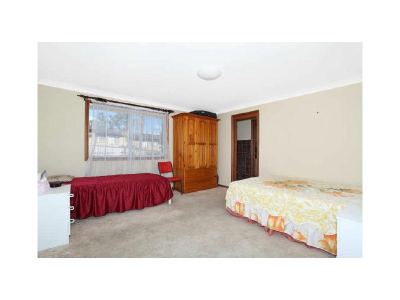 Point Frederick NSW 2250