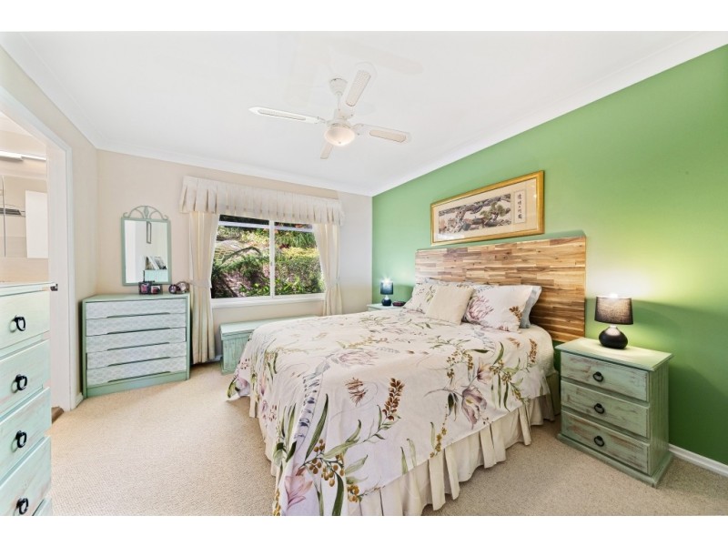 9 Drumalbyn Close, Wyoming NSW 2250