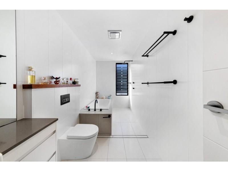 1/27 Webb Street, East Gosford NSW 2250