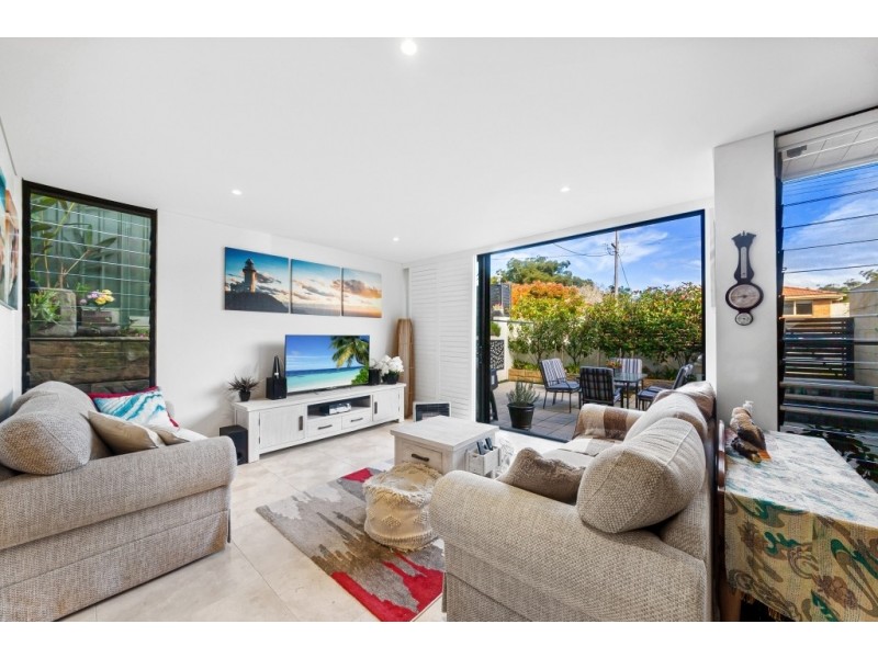 1/27 Webb Street, East Gosford NSW 2250
