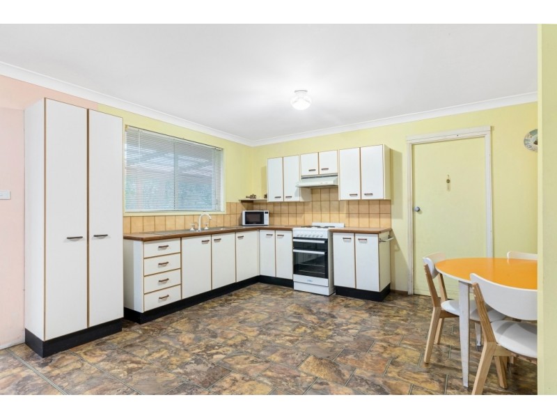 8 Kindarun Close, Niagara Park NSW 2250