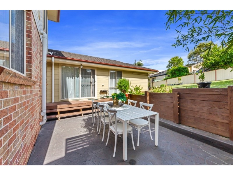 6 Nicholii Close, Springfield NSW 2250
