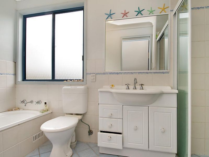 4/18 York Street, Point Frederick NSW 2250