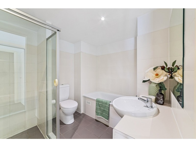 311/80 John Whiteway Drive, Gosford NSW 2250