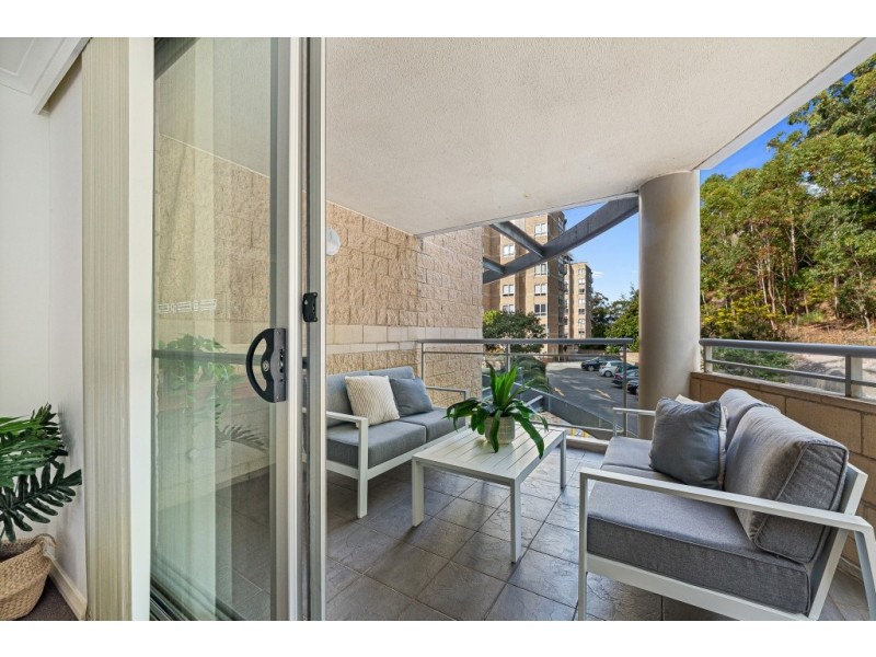 311/80 John Whiteway Drive, Gosford NSW 2250