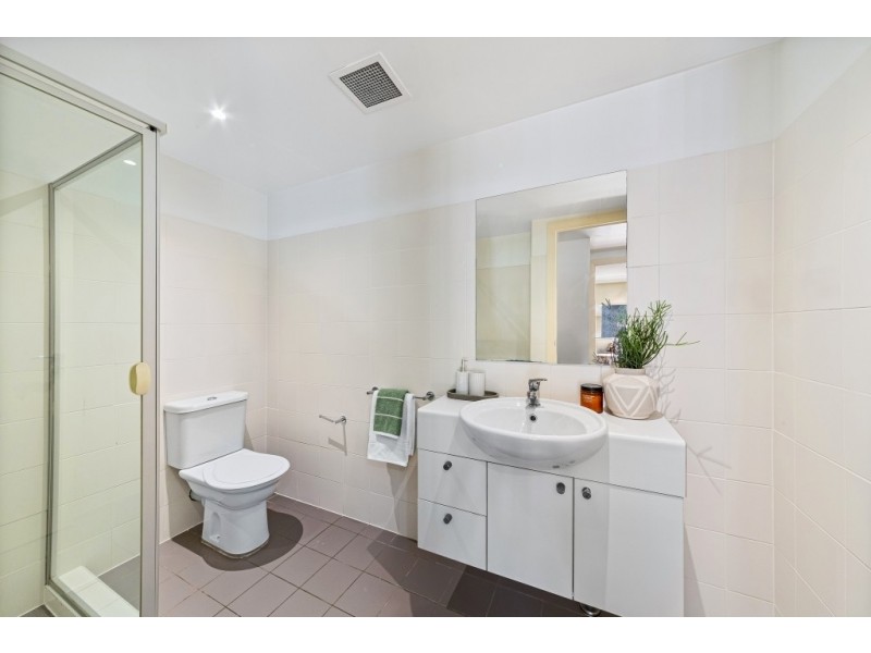 311/80 John Whiteway Drive, Gosford NSW 2250