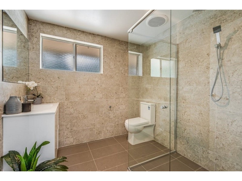 27 Blackbutt Street, Wyoming NSW 2250