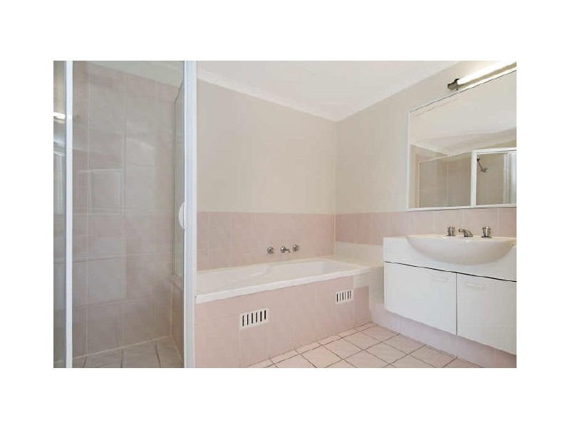 15 Cary Crescent, Springfield NSW 2250