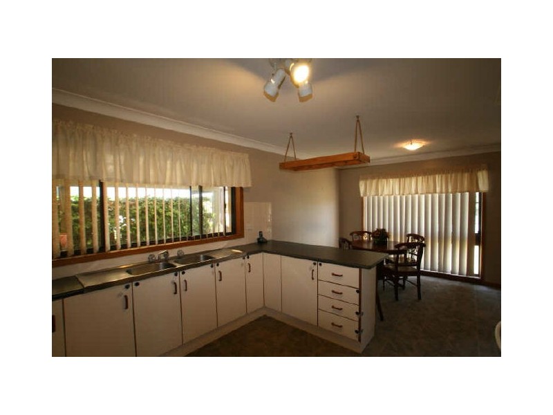 Berkeley Vale NSW 2261