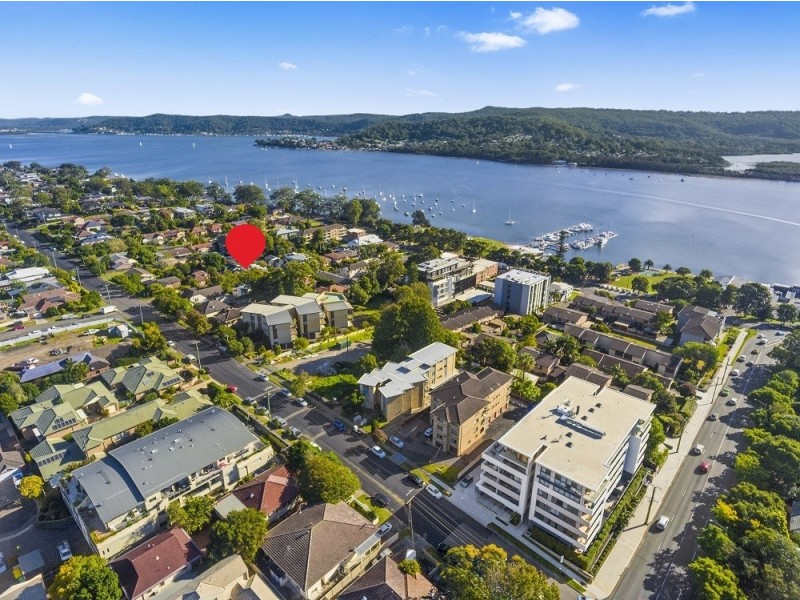 13 Duke Street, Point Frederick NSW 2250