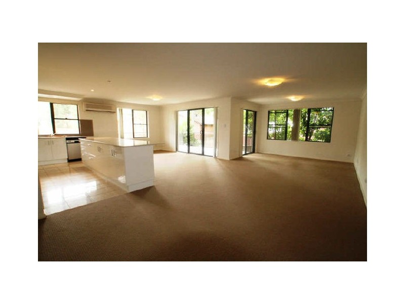 136 Blue Bell Drive, Wamberal NSW 2260