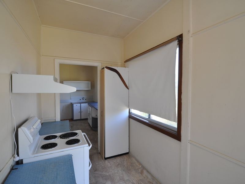 66 Wells Street, East Gosford NSW 2250