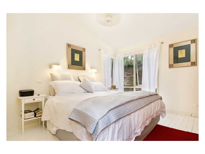 65 Bayview Avenue, East Gosford NSW 2250